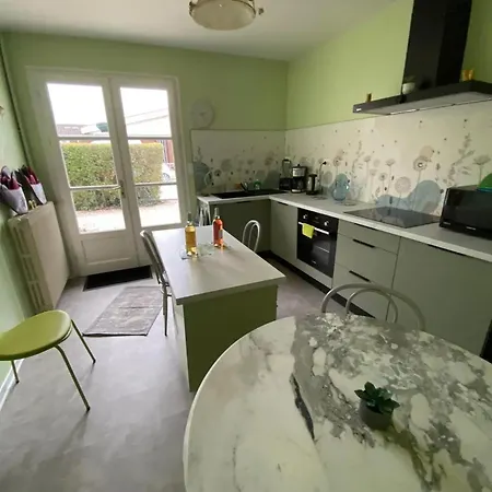 Maison Confortable Avec Piscine Pres De La Ville-dieu * La Ville-Dieu-du-Temple