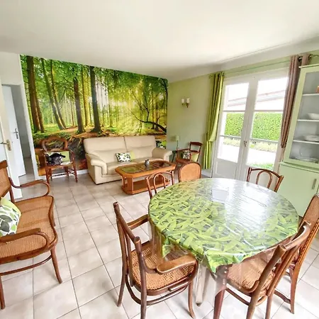 بيت للعطل Maison Confortable Avec Piscine Pres De La Ville-dieu