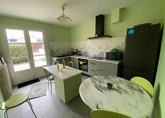 Σπίτι διακοπών Maison Confortable Avec Piscine Pres De La Ville-dieu